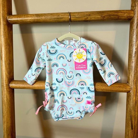 NWT RuffleButts Girls One-Piece Rashgaurd - Picture 2 of 4
